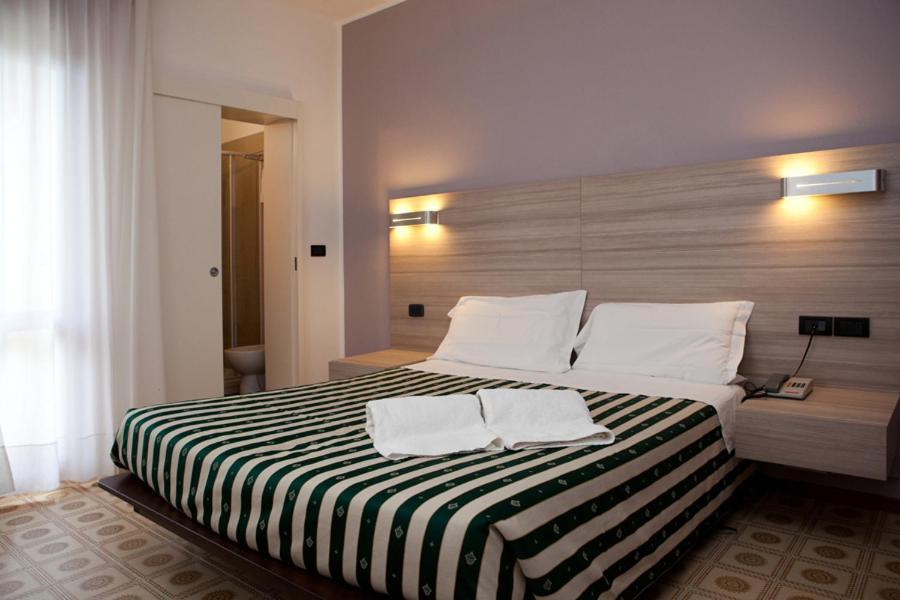 Hotel Santa Lucia Bibione Habitación foto